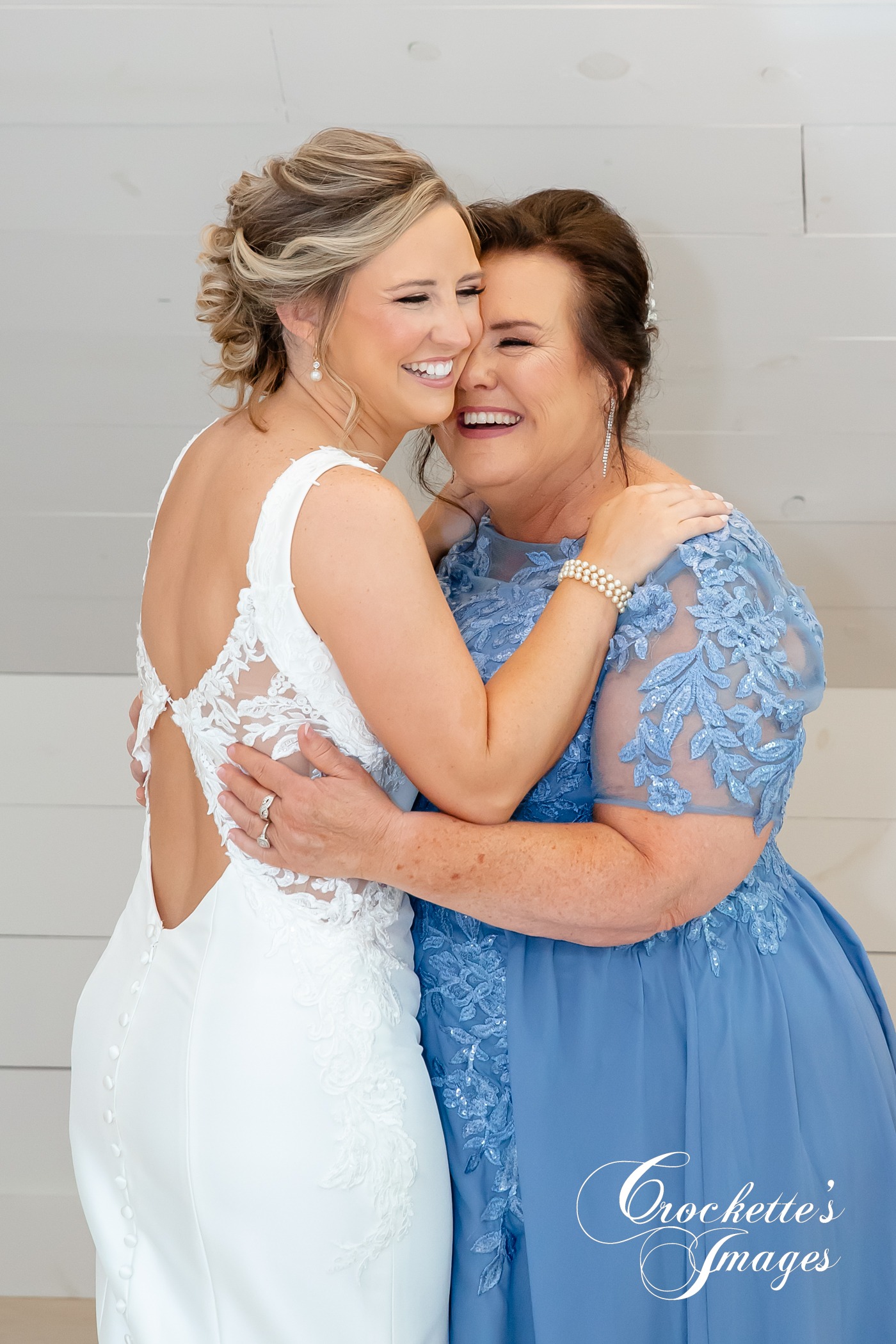 Emotional and Fun Getting Dressed Photos at Rusted Route Farms in Jackson, MO