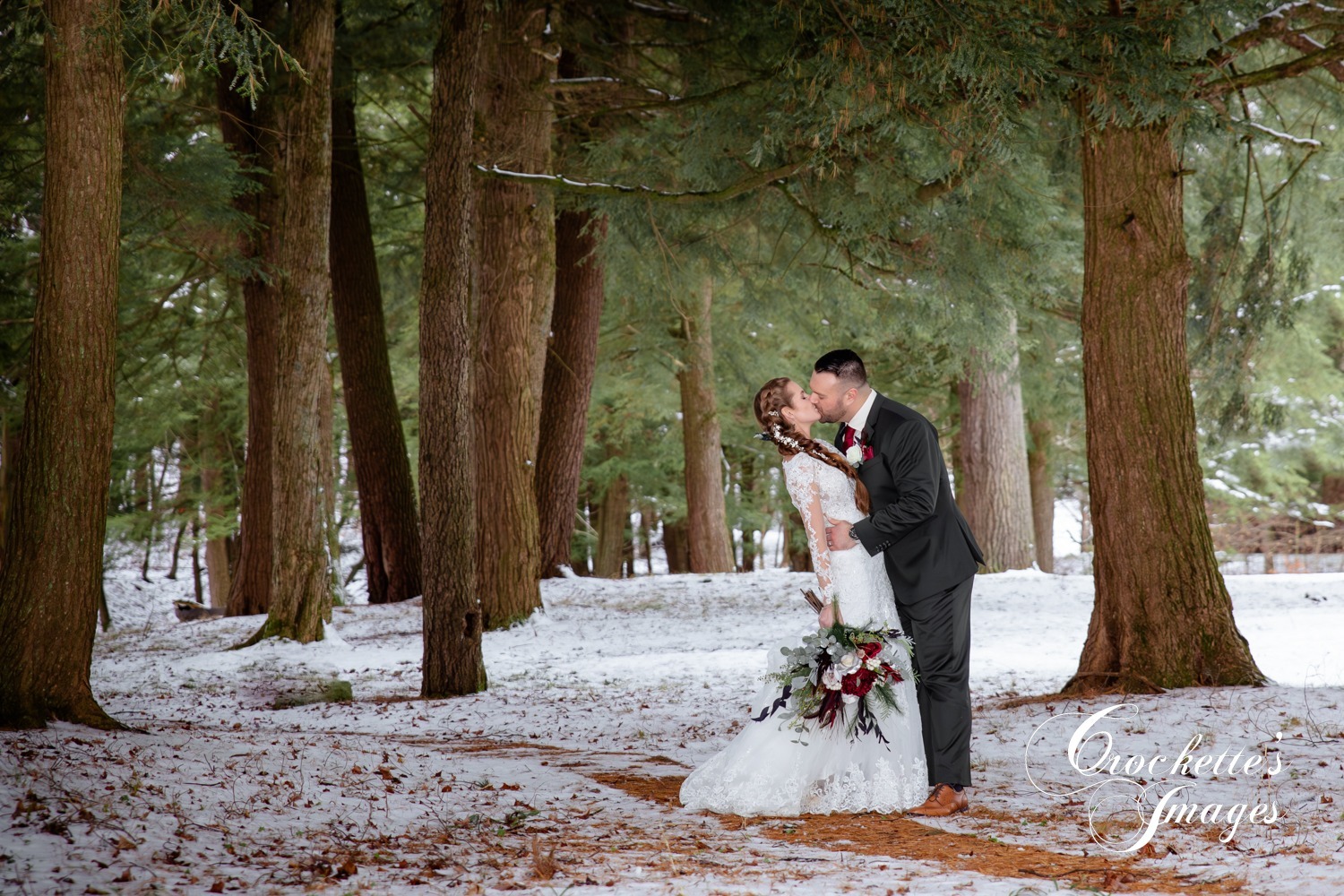 Snow Wedding Photos at The Glendorn in Bradford, MO