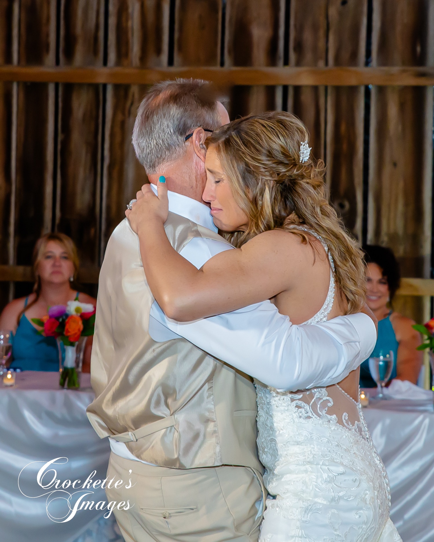 Emotional Daddy Daughter Dance at Rusted Route Farms in Jackson, MO