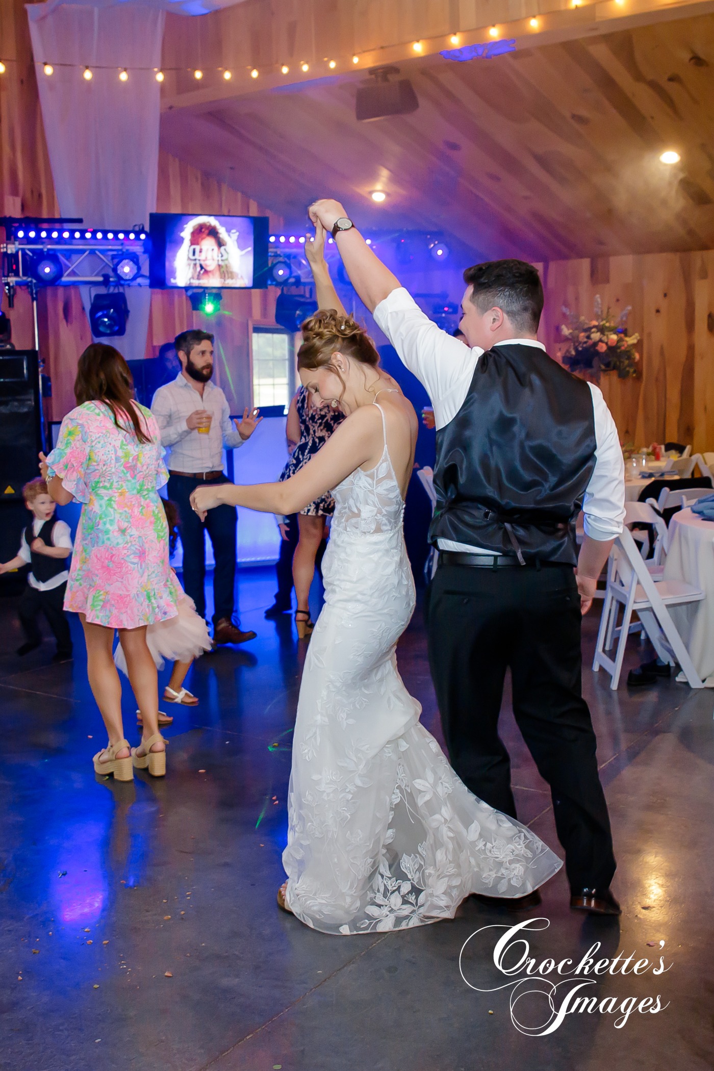 Awesome Reception Photos. JAMS DJ, Amor on The River, Reception Dancing photos