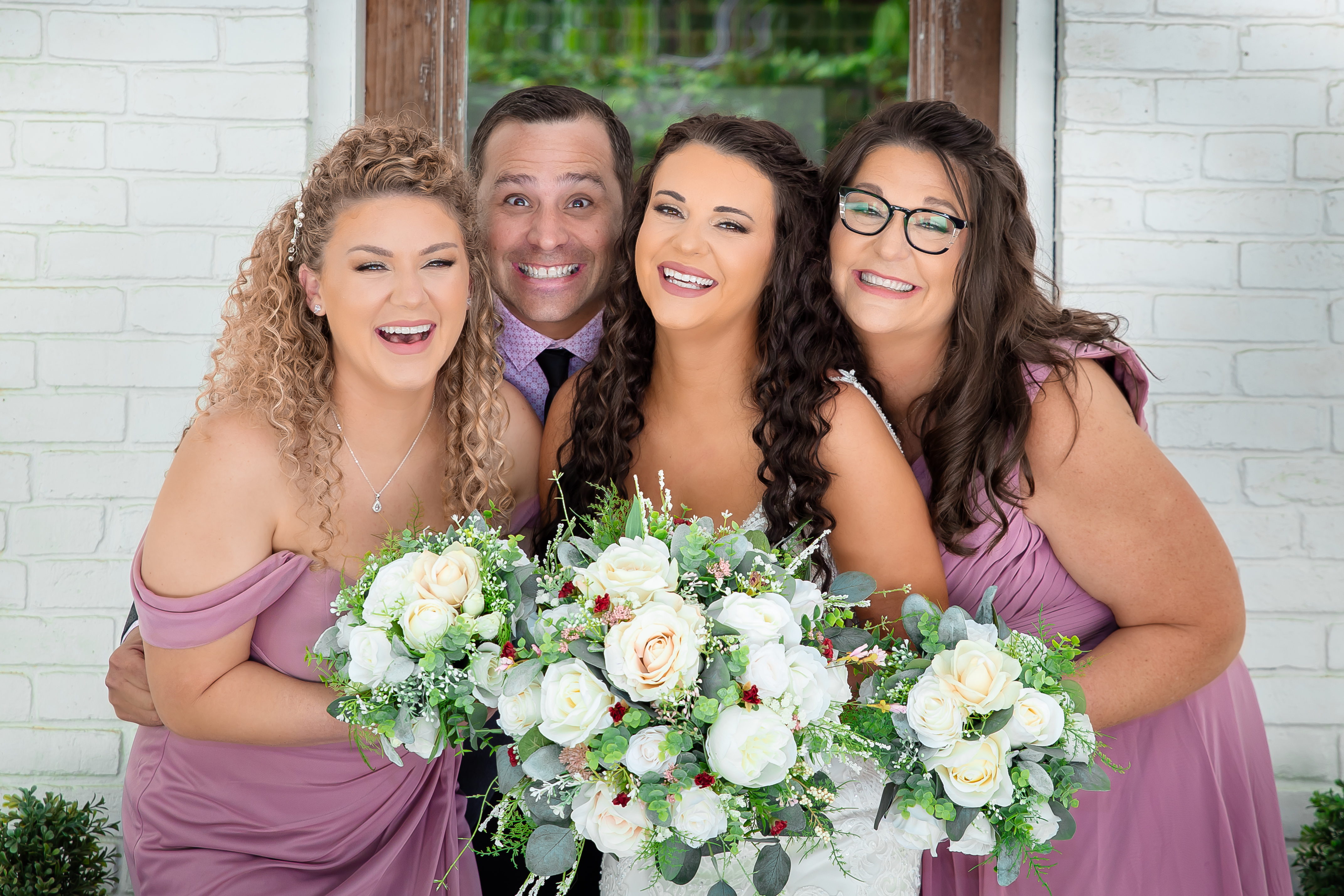 Funny wedding family photo at Rusted Route Farms in Jackson, MO