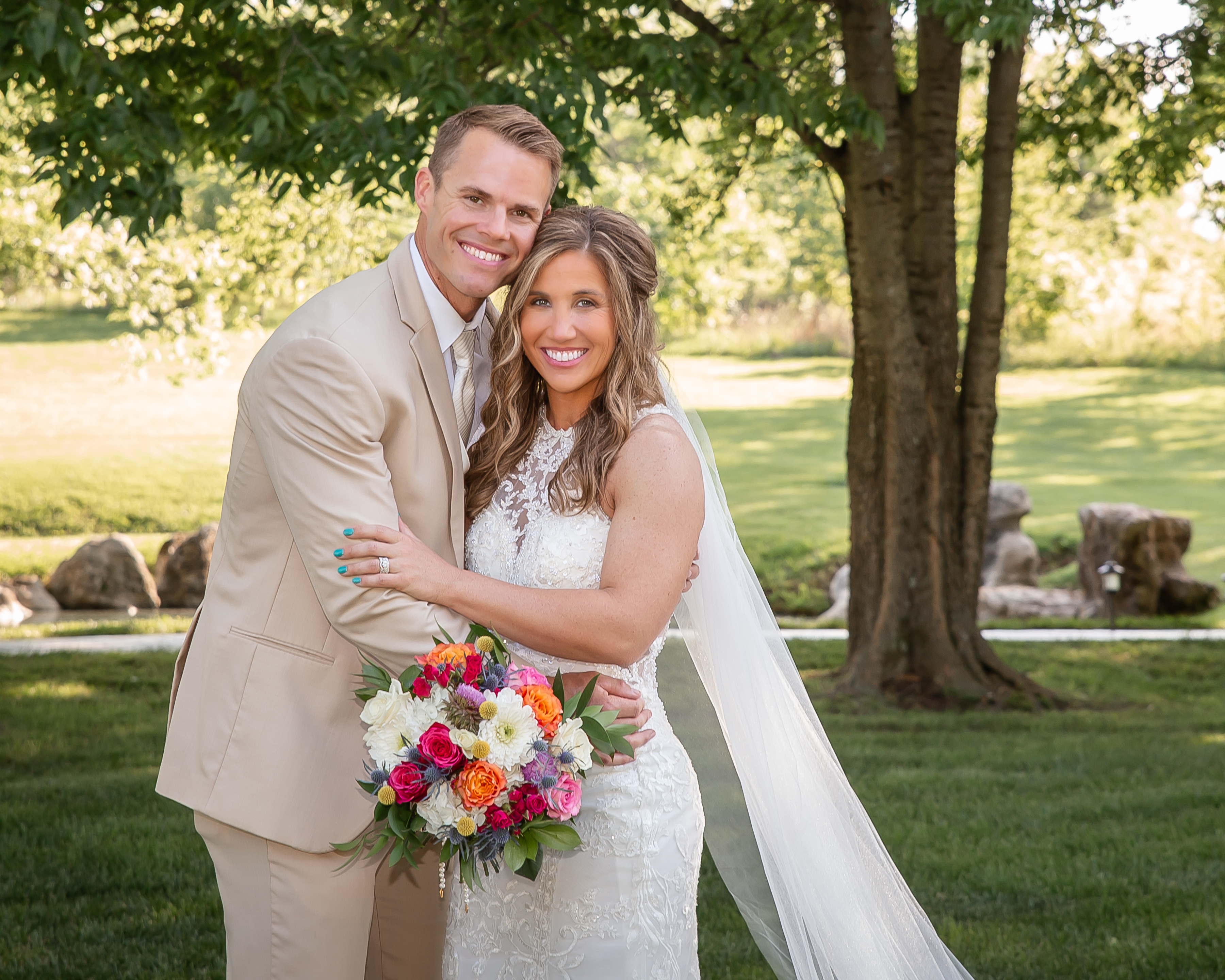 Wedding couple at Rusted Route Farms in Jackson, MO