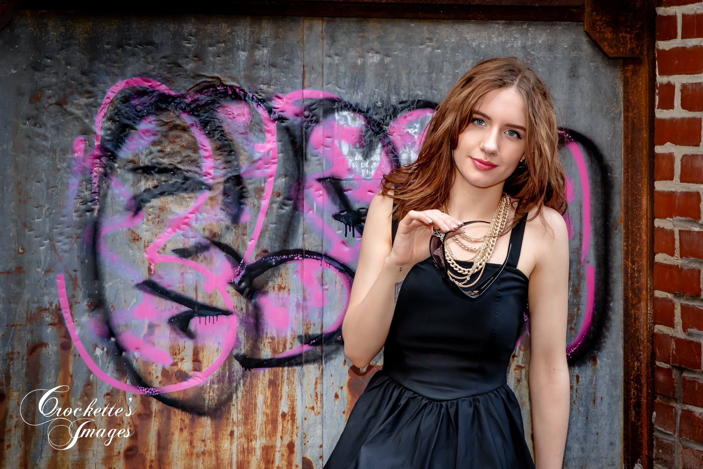 Senior Photo with Crockette's Images downtown Cape Girardeau, MO.
